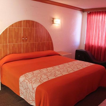 Hotel Plaza Sahagun Ciudad Sahagun Exteriér fotografie